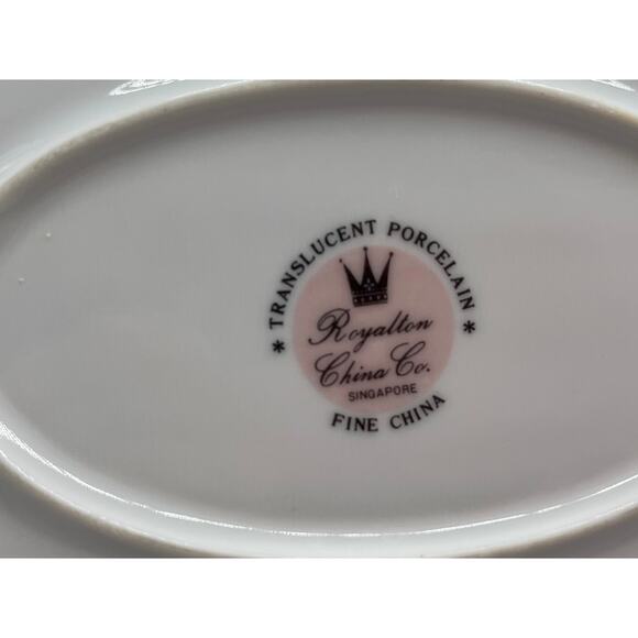 Vintage Hand Painted Cardinal Family and Dogwood Serving Plate - Picture 4 of 6